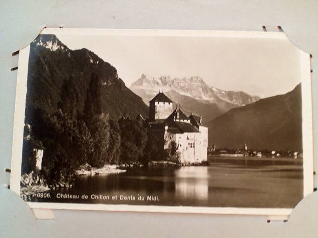 /Switzerland/CH_Place_1900-1949_Chateau de Chillon et Dents du Midi.jpg